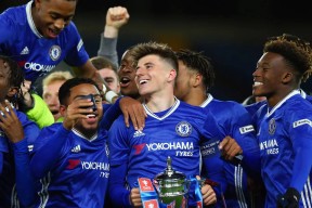 kaiyun平台 -足总杯赛程吃紧；塞维利亚关键时刻刷新队史纪录；信心回归；数据趋势出现新变化的简单介绍