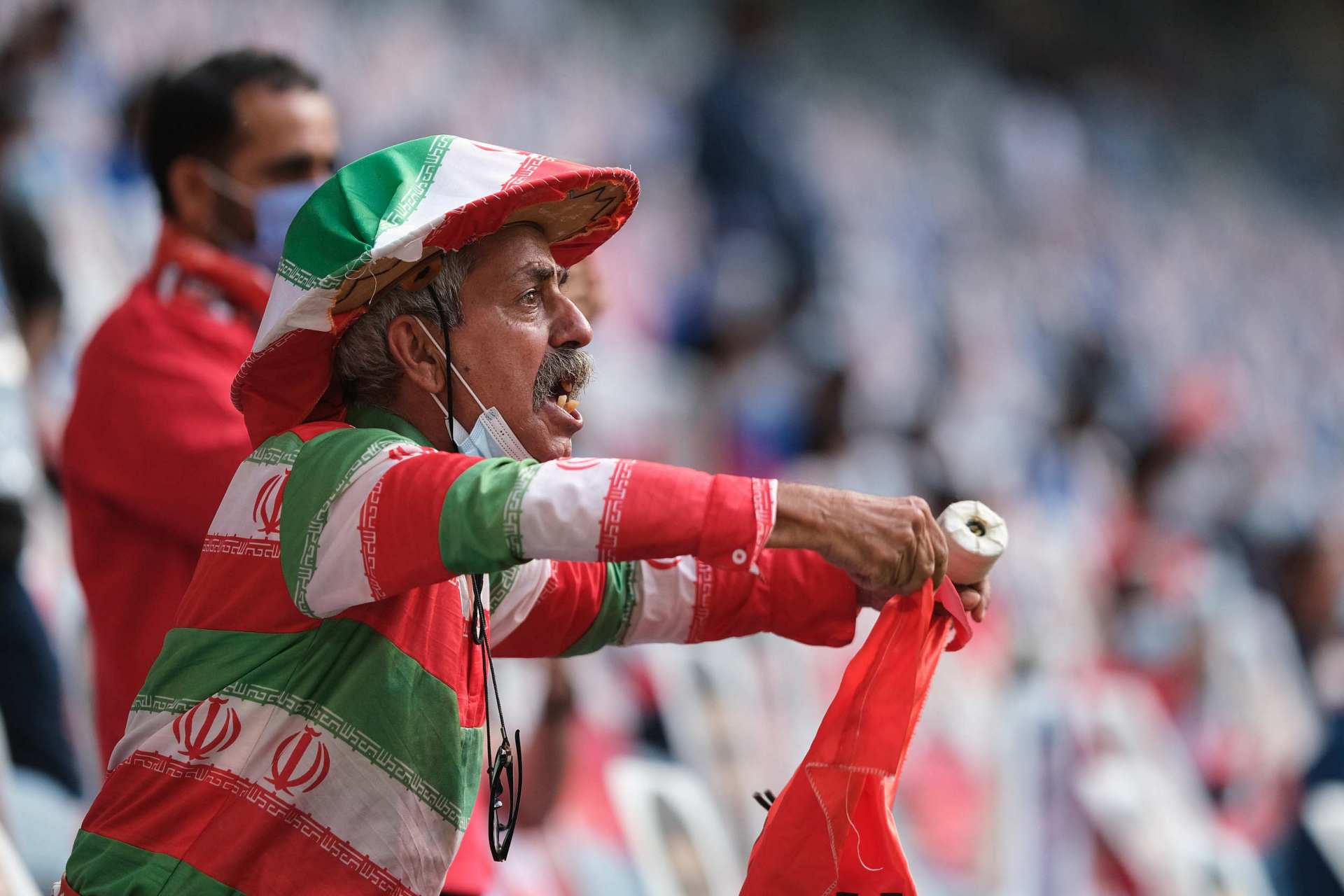 包含亚冠倒计时；罗马冲刺阶段状态回暖；细节引发关注；压力陡增；控场能力受关注的词条