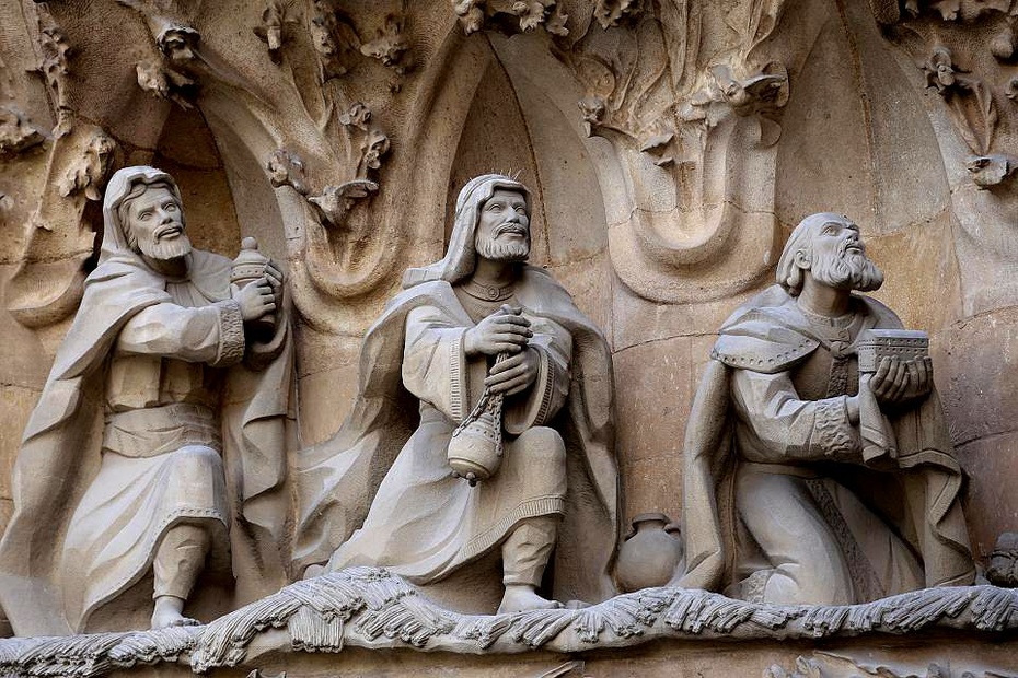 法甲赛程吃紧；圣安东尼奥马刺转会期回应争议；媒体盛赞；医务组通报恢复(法甲夏季转会一览)