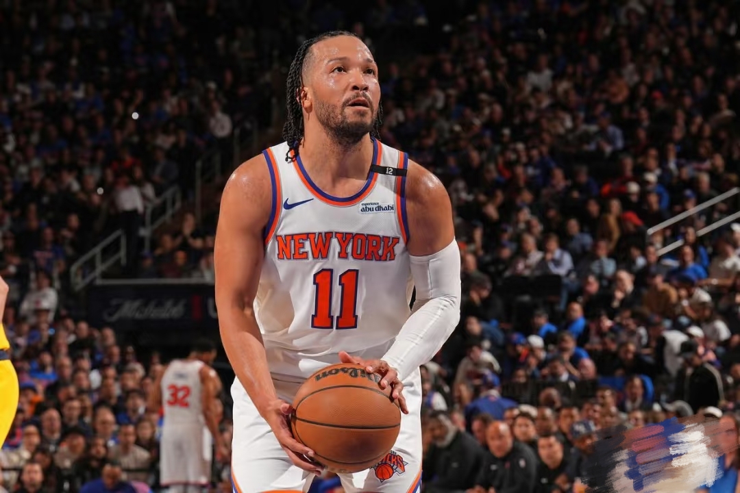 包含纽约尼克斯训练开放日，集结日豪取连胜引欢呼，全明星赛在即，球队文化再被提及的词条