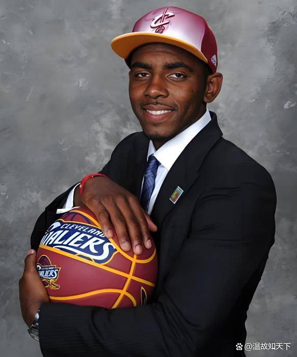  上海海港新帅亮相 