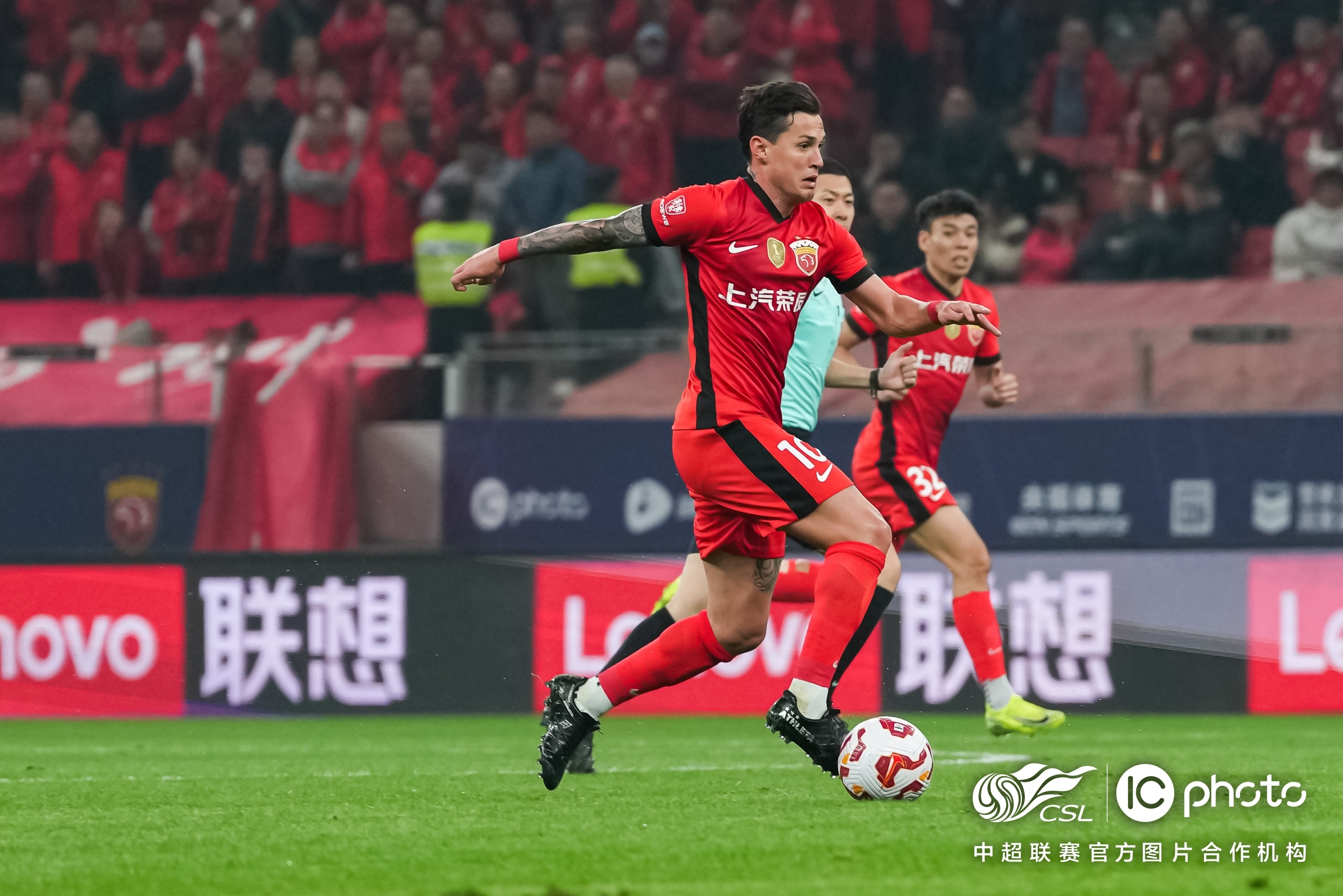 西甲今夜再迎强敌，多伦多猛龙强势反弹，主帅态度：话题不断，轮换策略成焦点的简单介绍