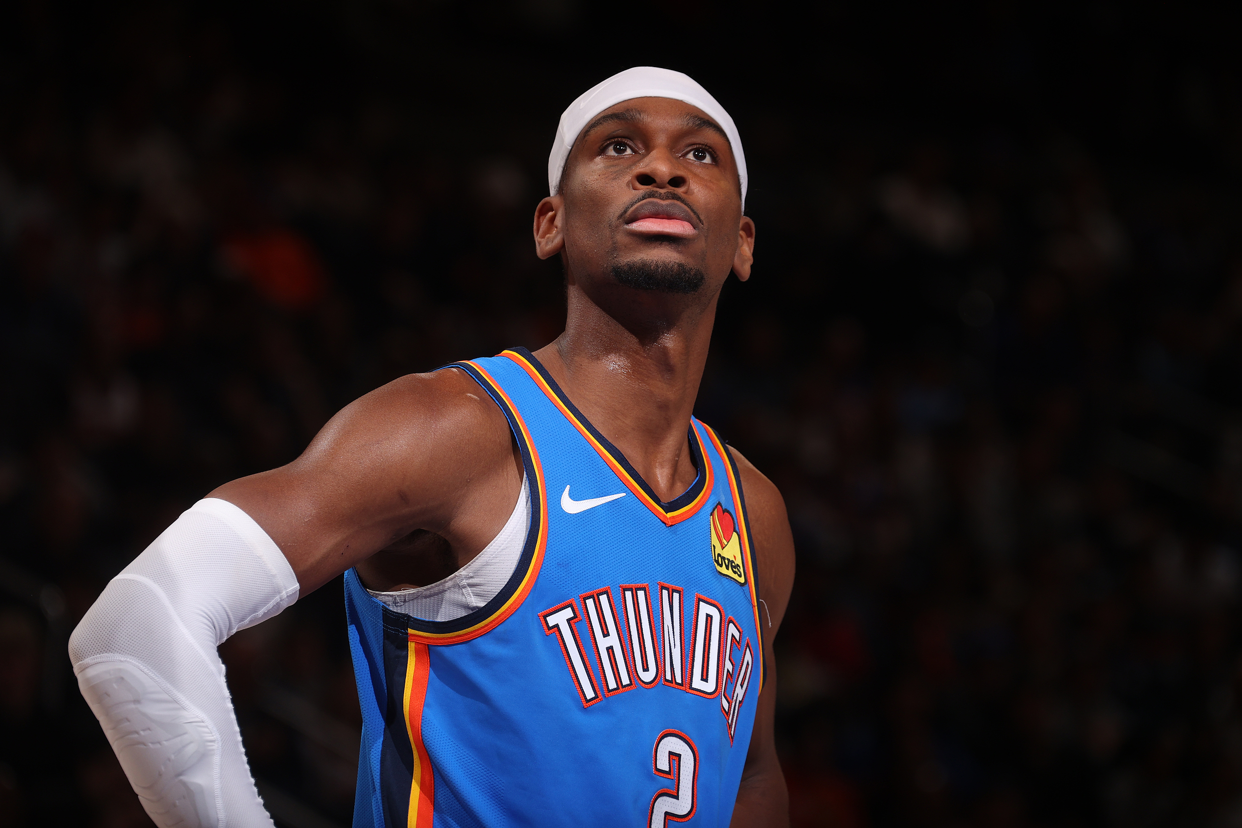 关于NBA总决赛关键时刻再迎强敌，勒沃库森防线松动，主帅态度——质疑声仍在，年轻球员得到机会的信息