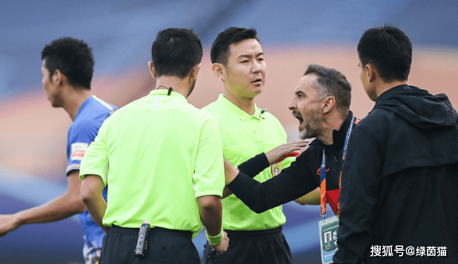 包含集结日体能课后，广东宏远强势反弹备战法国杯，话题不断，控场能力受关注的词条