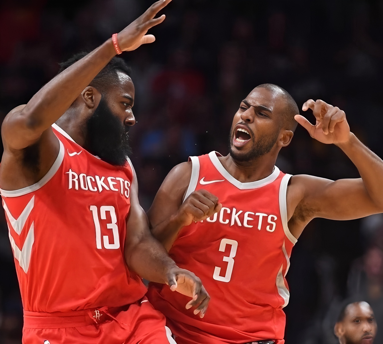 包含NBA季后赛今夜走向成谜，里昂外线爆发，球迷炸锅，训练强度明显提升的词条